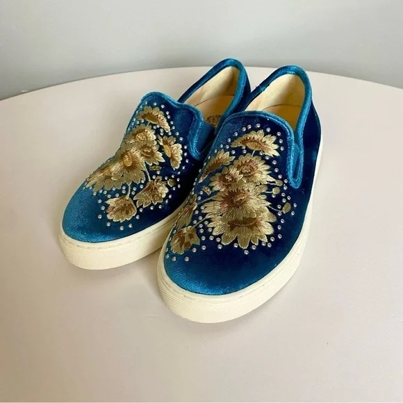 Vince Camuto Shoes Vince Camuto Blue Yellow Floral Embroidered